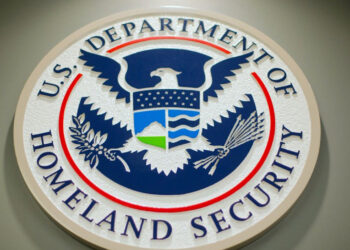 EE.UU. pone fin a acuerdo sindical de empleados de la TSA