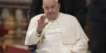 El papa Francisco será dado de alta tras 37 días ingresado