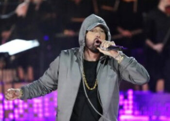 Exingeniero acusado de robar 25 canciones inéditas de Eminem
