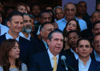 Francisco Javier García lanza su precandidatura presidencial