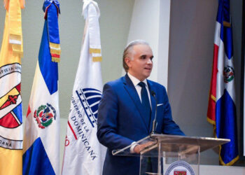 Luis Miguel De Camps propone oficial de cumplimiento en Educación