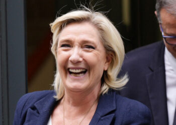 Marine Le Pen tras condena: "No dejaré que me eliminen fácilmente"