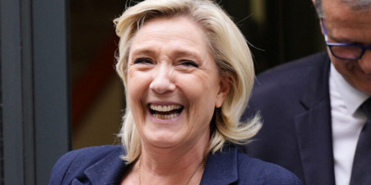 Marine Le Pen tras condena: "No dejaré que me eliminen fácilmente"