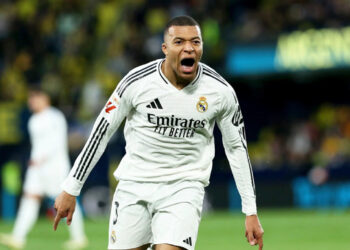 Mbappé regresa como capitán de Francia con autocrítica
