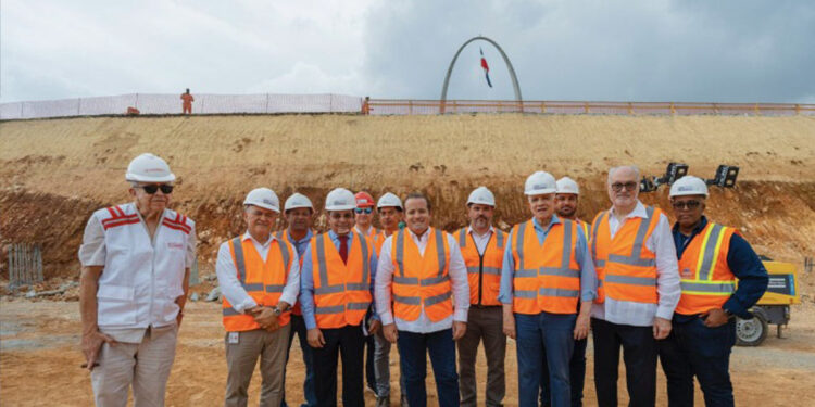Paliza y Estrella supervisan obras en la Plaza de la Bandera y Pintura