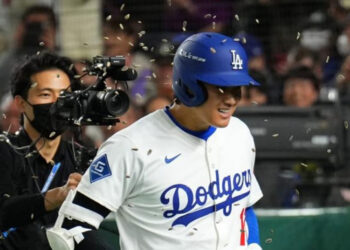 Shohei Ohtani regresa a Japón con más madurez tras un año difícil
