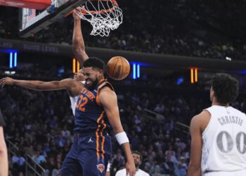 Thunder y Cavs dominan NBA; Towns brilla en Knicks y Butler cae entre abucheos