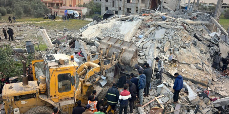 Tropas israelíes matan a 85 palestinos tras reanudar ofensiva