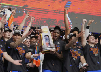 Florida remonta y gana su tercer título NCAA ante Houston