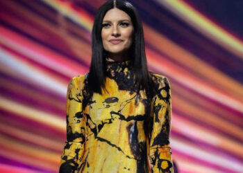 Laura Pausini versiona “Turista” de Bad Bunny