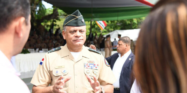 Ministro de Defensa afirma que bandas haitianas no han avanzado hacia la frontera