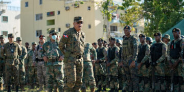 Ministro de Defensa supervisa operativos migratorios en Friusa