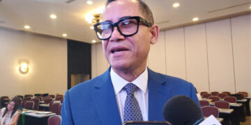 Ministro de Trabajo pide reformar ley de Seguridad Social con urgencia