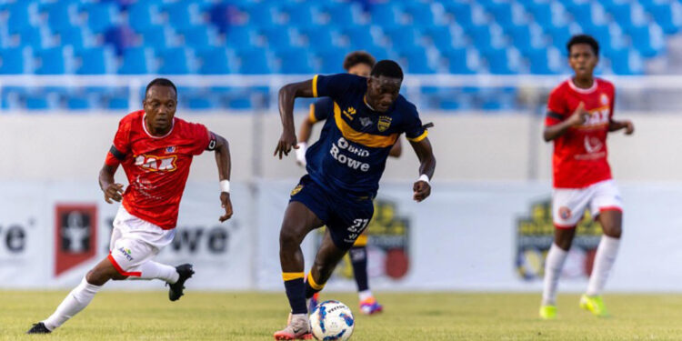 Pantoja gana y se acerca al cuarto lugar en Copa LDF