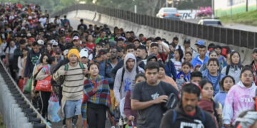 Donald Trump evalúa suspender el habeas corpus por crisis migratoria