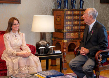 Embajadora Patricia Villegas presenta credenciales al presidente de Portugal