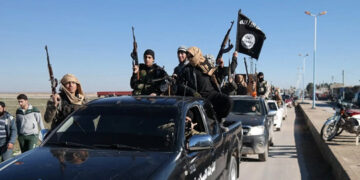 Estado Islámico lanza primer ataque en Siria tras caída de Al Asad