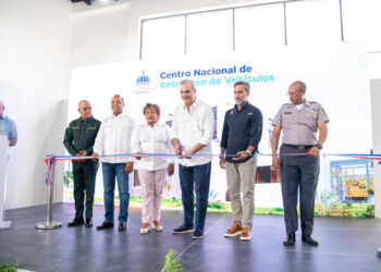 Gobierno inaugura Cenarve en Pedro Brand con áreas pendientes