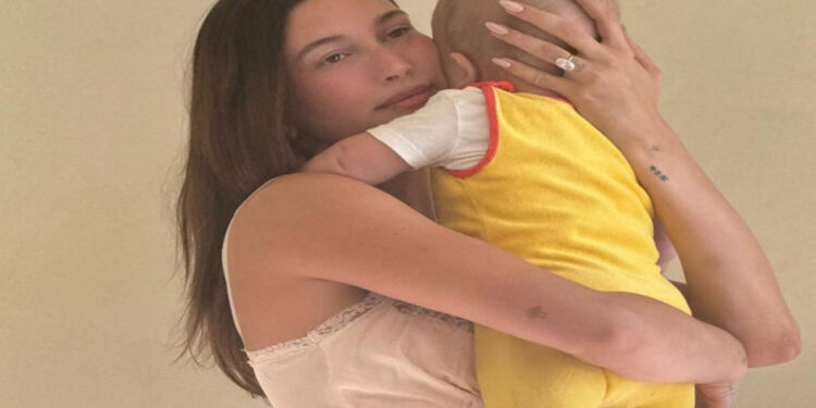 Hailey Bieber: “Dar a luz fue lo más difícil que he hecho”