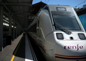 Investigan sabotaje tras robo de cableado en trenes de alta velocidad en España