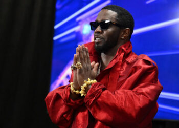 Juez rechaza acusación de racismo en caso contra Diddy