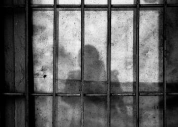 Menor de 14 años pasa dos días en cárceles para adultos en Mao