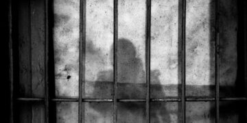 Menor de 14 años pasa dos días en cárceles para adultos en Mao