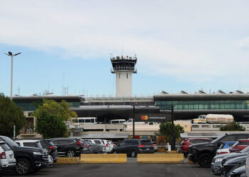 Migración corrige falla en terminal B del AILA en 35 minutos