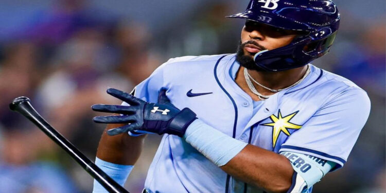Peloteros dominicanos brillan en la MLB 2025 con fuerza