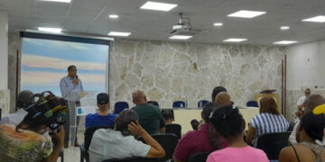 Rechazan modelo de autogestión por considerarlo privatización