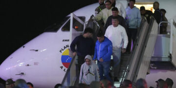 Supremo avala a Trump retirar protección legal a miles de venezolanos