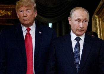 Trump afirma que hablará con Putin para frenar guerra en Ucrania