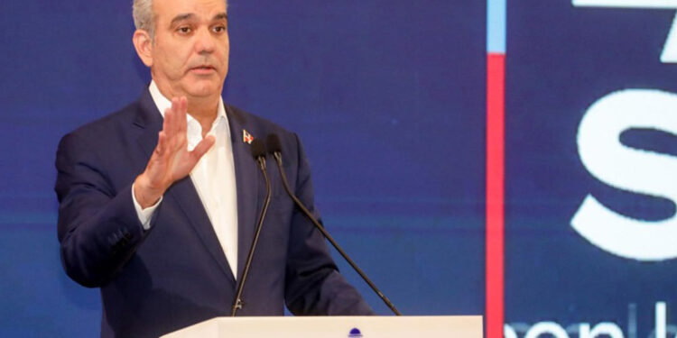 Abinader pide protocolo de acción para aspirantes presidenciales del PRM