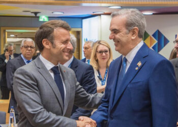Abinader se reunirá con Macron y Lula en gira internacional