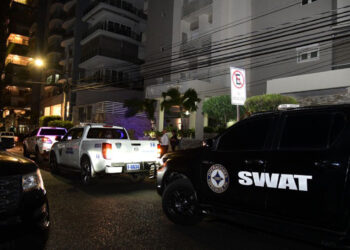 Allanan propiedad de “La Doña”, acusada de narcotráfico y lavado