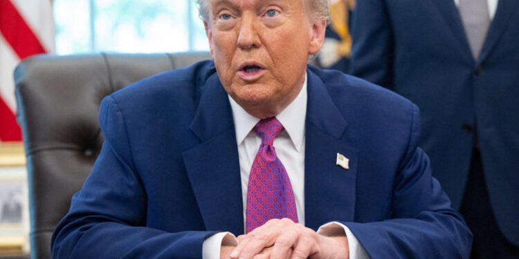 Trump afirma que Irán pidió reunión en EE. UU., pero Teherán lo desmiente