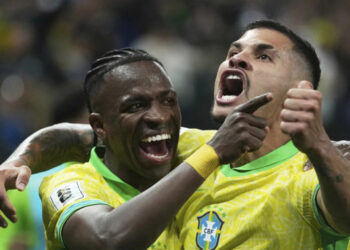 Brasil y Ecuador aseguran cupo al Mundial; Argentina empata con Colombia