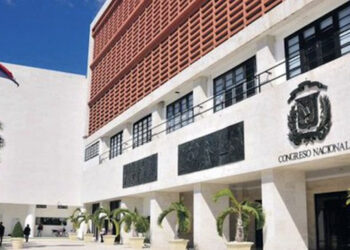 Congreso acoge observaciones de Abinader sobre ley del TSE