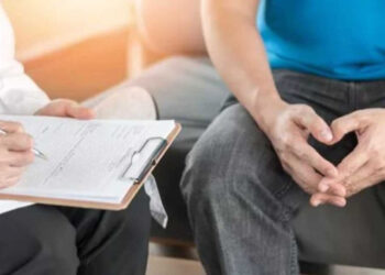 Dolor óseo en hombres mayores puede ser señal de cáncer de próstata