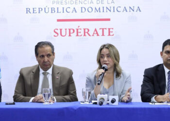 Gobierno entrega bono de emergencia a familias afectadas por tragedia en Jet Set