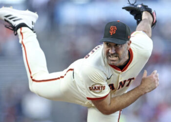 Guardianes vencen 4-2 a Gigantes; Verlander sigue sin ganar