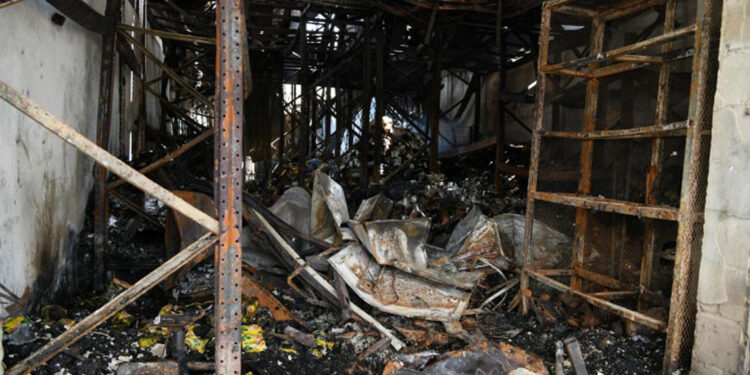 Incendio en el Merca SD deja pérdidas por RD$800 millones