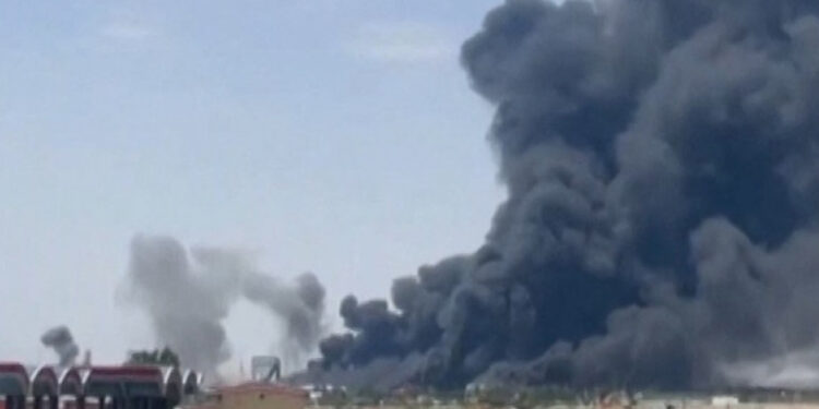 Israel lanza ataque fulminante contra instalaciones nucleares y militares de Irán