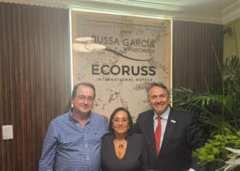 Lanzan cadena hotelera Ecoruss y abren oficinas de Russa García en Santo Domingo