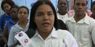 Maestros de Hato Mayor exigen pago por programa SEPA-MINERD