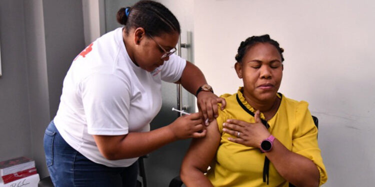 Primera vacuna contra la malaria costará menos de 5 dólares