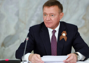 Encuentran muerto al exministro ruso Román Starovoit tras ser destituido por Putin
