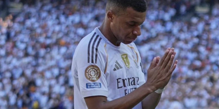 Mbappé retira demanda por acoso contra PSG y busca reconciliación