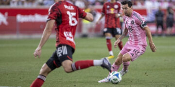 Messi brilla con doblete en goleada del Inter Miami