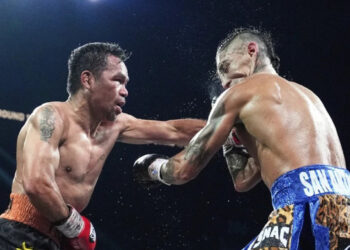 Pacquiao brilla a los 46, empata con Barrios y casi hace historia